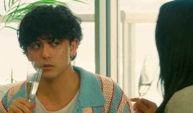 【写真・画像】一瞬で男を虜にする27歳爆モテ美女、出会ったばかりの29歳俳優もゾッコンに　1枚目