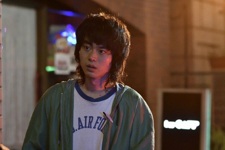 祐太郎（菅田将暉）が詩織（コムアイ）の死体を発見　残されたエンディングノートに書かれていたのは…『dele』第2話あらすじ（場面写真15枚）