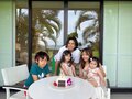 川崎希の夫・アレク、次女が1歳を迎えたことを報告 ケーキを前に笑顔の家族ショットも