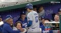 放送事故レベル! 大谷翔平、ベンチ前でハプニング発生… 特大アーチ後の“お祭り騒ぎ”がヤバすぎると話題に ファン騒然「監督テンション高っ!」「愛されすぎだろ」