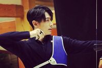 ディーンフジオカ、凛としたアーチェリー姿に反響 「射抜かれました」