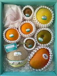 假屋崎省吾『あの千疋屋さんのフルーツがお中元に‼️』