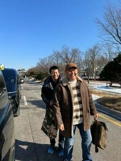  花田虎上、韓国旅行に合流した長男の2ショットを公開「素敵」「イケメン」の声 