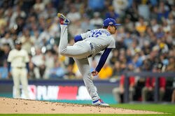 打者がイライラ！山本由伸に「絶望しかない」動けなくなる“神ストレート”… 圧巻の奪三振シーンが話題に「エグすぎる」「キレキレのビタビタやん」