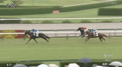 「強すぎて笑った」500kg超え2歳牝馬が“出遅れ最後方→捲り勝ち”の圧巻デビュー！ ファン期待膨らむ「モノが違う」