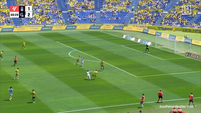 【映像】久保建英、神カットインからドンピシャスルーパス