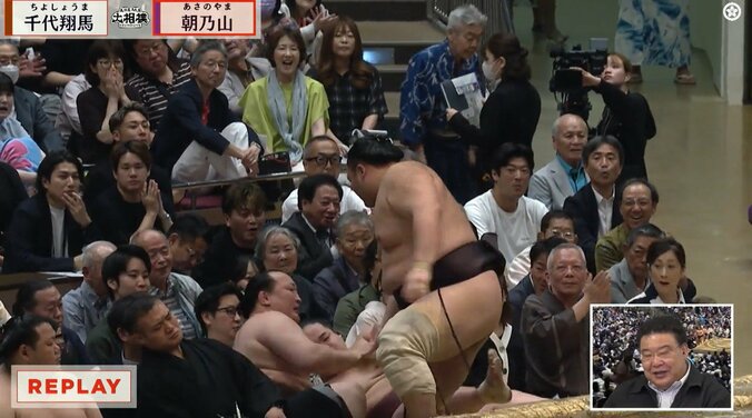 「着物姿がおキレイ」大相撲、溜まり席に“凛”とした女性著名人の姿「いらしていますね」 5枚目