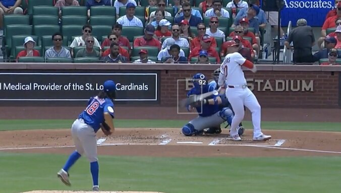 【写真・画像】どうした…？ 大谷翔平、豪快アーチで“異変”「動かない」「そらビビる」相手投手の“被弾リアクション”が話題に「可哀想すぎる」　1枚目