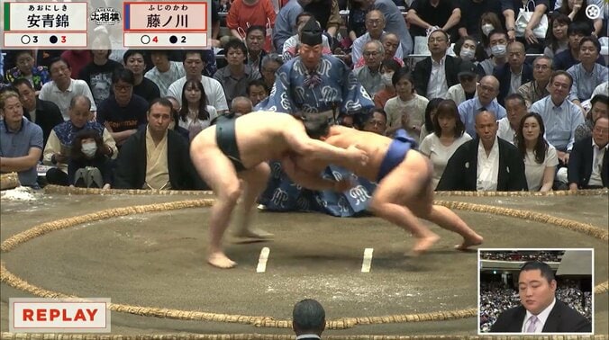 「強すぎワロタ」藤ノ川、弾丸のように正面から…真っ向勝負で大関・安青錦を撃破「本物だな」ファン大興奮 4枚目