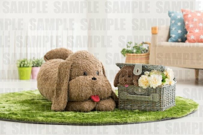 ふわもこに癒される！ TVアニメ『ユーリ!!! on ICE』ヴィクトルの愛犬「マッカチン」等身大ぬいぐるみ登場　勝生勇利の愛犬「ヴィっちゃん」も同時発売 1枚目