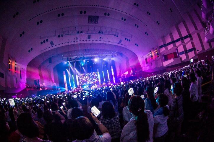 CNBLUEのジョン・ヨンファ、ソロコンサート「僕の声で勝負するライブ」 ボーカル&ダンスで魅せる