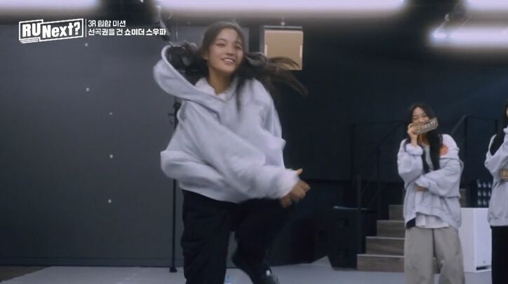 最年少の12歳日本人練習生エナ、フリースタイルダンスで世界的ダンサーを唸らせる！「一番上手い」