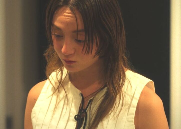 【写真・画像】29歳モデル彼女、43歳会社経営者の彼が家賃、光熱費を一切払わず…問い詰めるも「あ～耳が痛い」完全拒否にスタジオドン引き　1枚目