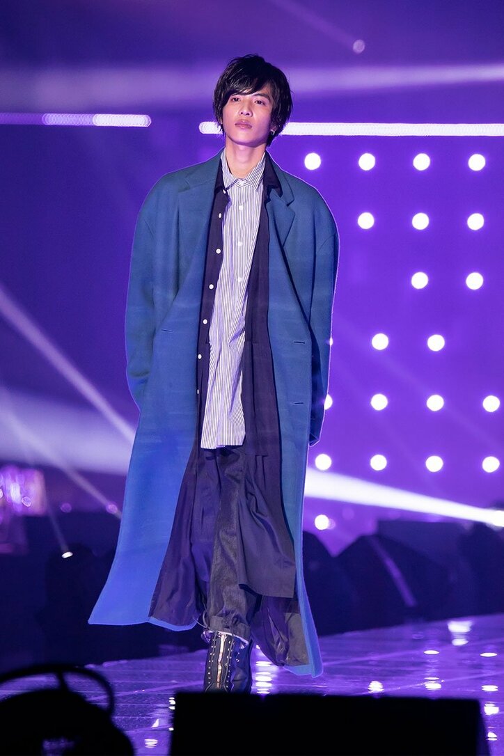 山崎賢人、さいたまスーパーアリーナに立つ！ サプライズ登場に大声援『TGC2018A/W』【画像集】