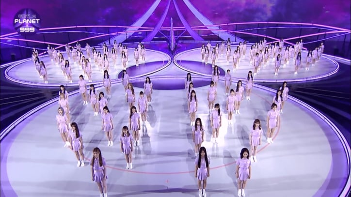 デビューするのはたった9人！日韓中から99人の少女たちが集合！最初のパフォーマンスで早くも命運別れる…怒涛の初回がスタート『Girls Planet 999』