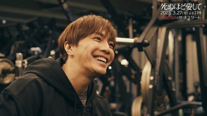 【写真・画像】成宮寛貴、8年ぶりの俳優復帰でベッドシーンを披露「背中を重点的にやりました」体づくりにはげむ 3枚目