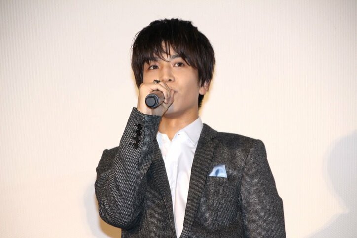 岩田剛典、グダグダ誕生日サプライズに苦笑い 21歳迎えた杉咲花に「ごめんね」　『パーフェクトワールド 君といる奇跡』舞台挨拶