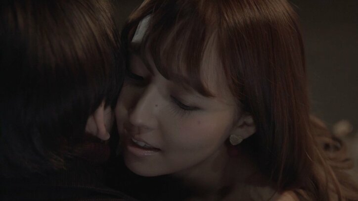 『やれたかも委員会』三上悠亜の色気が炸裂！濃厚なキスシーンや「ガッチガチにして」発言に興奮する視聴者続出