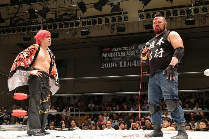 覚醒寸前！　“血みどろ兄弟”植木嵩行、木高イサミのデスマッチヘビー級王座に挑戦