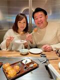 花田虎上、炭水化物を解禁し妻と堪能した料理「仲良し」「素敵なご夫妻」の声