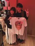 小川菜摘、KABA.ちゃんにもらった“イカした”Tシャツを公開