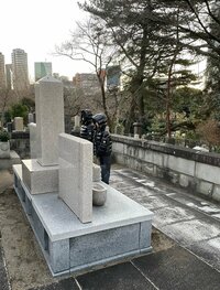 市川海老蔵『お墓参り』