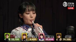 トップの後の水、おいしー♪モデル雀士・岡田紗佳、快勝直後にニッコリ＆ゴクゴク「こりゃ惚れる」／麻雀・Mリーグ