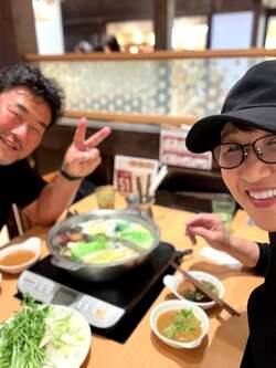 北斗晶、夫・佐々木健介と堪能したしゃぶしゃぶ食べ放題「たっぷりいただきました」 