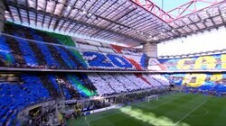 「世界一だ」「こんな凄いの初めて」セリエA王者インテルの“コレオグラフィー”が圧巻すぎて話題！「なんて美しいんだ」「芸術劇場サンシーロ」などファン衝撃