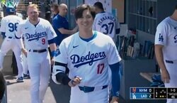 放送事故レベル！ 大谷翔平、特大アーチ後にベンチで見せた“表情”がヤバすぎると話題に　ファン騒然 「えっ？w」「さすがに反則でしょ」