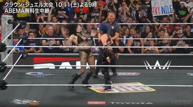 アスカの毒霧が炸裂