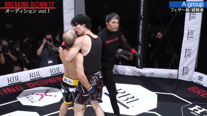 試合終了後にキス