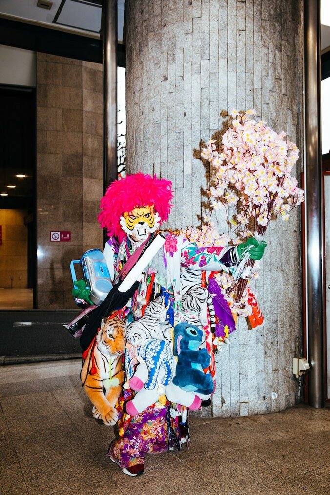 トラになって45年！キミは新宿の名物新聞配達人“新宿タイガー”を知っているか！？Love＆Peaceな直撃インタビュー 10枚目