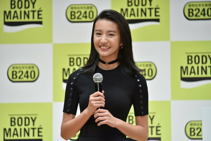 Koki,、人生初CM撮影の地・ベルギーで「ワッフルを食べました」 1枚目