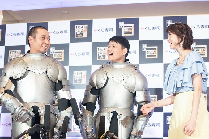 千鳥ノブ、高齢の父にシニアカーをプレゼント　「犬の餌を与える移動に使う」と嘆く 3枚目