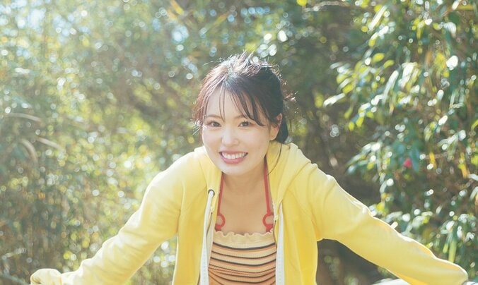 【写真・画像】“かわいすぎるなにわGirl”穂乃実の初グラビア 『ヤンマガ』巻末に登場　1枚目