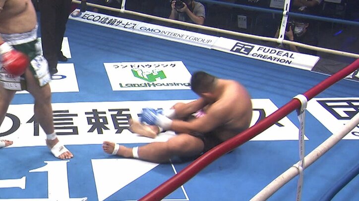 “交通事故”級の衝撃KO！ 戦慄の左ハイに「日本刀の切れ味」「ベストバウト」視聴者騒然