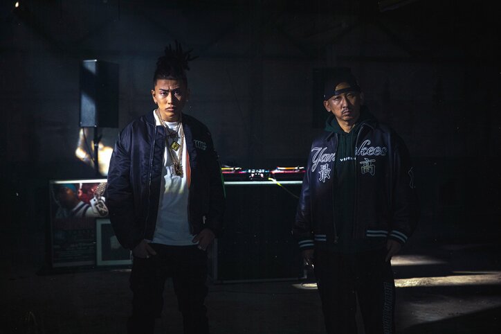 追悼、TOKONA-X。 DJ RYOW「WHO ARE U? 2022 feat. ¥ellow Bucks」本日配信！ シリーズ初制作となるMVも今夜公開！