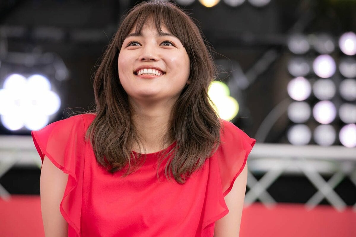 人気女優　川口春奈さんもテレビで着ていた 話題のムートンベスト！ 1月3日「モニタリング」川口春奈さんが着ていたマウジーのベスト