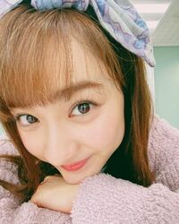 「完璧な美貌」「可愛くてキュンキュン」大きなリボンをつけた平祐奈の“妄想中ショット”にファン悶絶