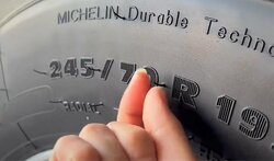 「タイヤから生える“毛”って何？」素朴な疑問が生んだ“奇跡”の連鎖 SNSの英知が結集され壮大なスッキリ物語が誕生