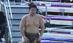 17歳力士、あまり見たことない“美しすぎるおじぎ”にファンうっとり… 所属部屋には“おじぎ界の横綱”も 師匠は元魁皇の浅香山親方