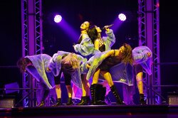 E.G.family、初の全国ホールツアー34公演を完走！