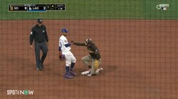 ショーヘイ、俺はちゃんと踏んだぞ！タティスJr.猛ダッシュもルールを守ってしっかり帰塁の“安全走行”