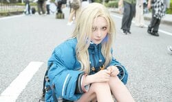 透明感あふれる『プラグマタ』ディアナのコスプレ、工夫のポイントはLEDパーツ！