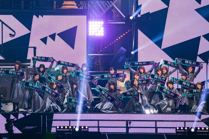 平手友梨奈・志田愛佳が不在の欅坂46、全員で取り組んだ２周年ライブ 1枚目