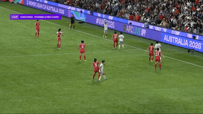 「故意の肘打ちだ」北朝鮮女子DFの“顔面裏拳”に中国メディア激怒！「暴力行為と見なされるべき」ファンはAFCへ抗議要求【女子アジアカップ】 3枚目