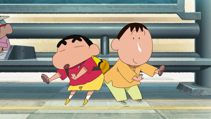 【写真・画像】普段の穏やかなボーちゃんが一変！『映画クレヨンしんちゃん　超華麗！灼熱のカスカベダンサーズ』場面カットが公開　4枚目