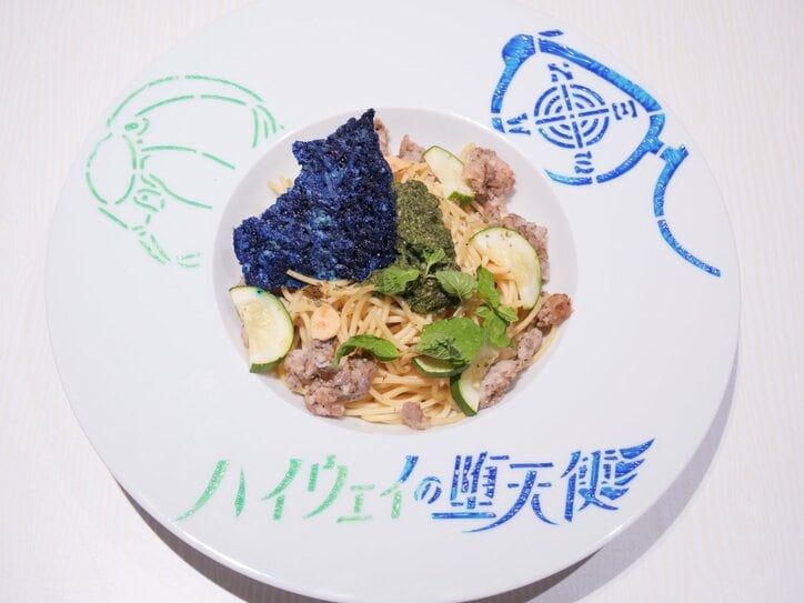 【写真・画像】あの薬や犯人を食べられる!?ユニークなメニューが登場する「名探偵コナンカフェ」レポート 11枚目