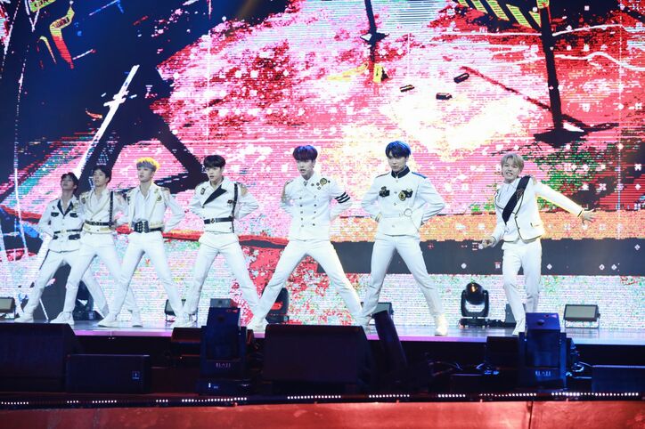 「生放送でこれはヤバイ！」「あまりに完璧」デビューが決定したK-POPの新星『N.ssign』、最高レベルの初パフォーマンスに会場熱狂『青春スター』